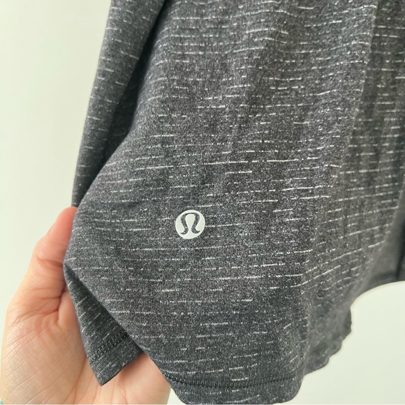 Lululemon clip in Tank Top heathered gray black split slit tie workout gym Lulu - Picture 5 of 7